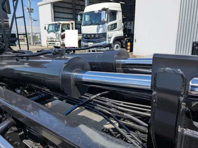 三菱 スーパーグレート 2PG-FV80VY(6x4)の写真30