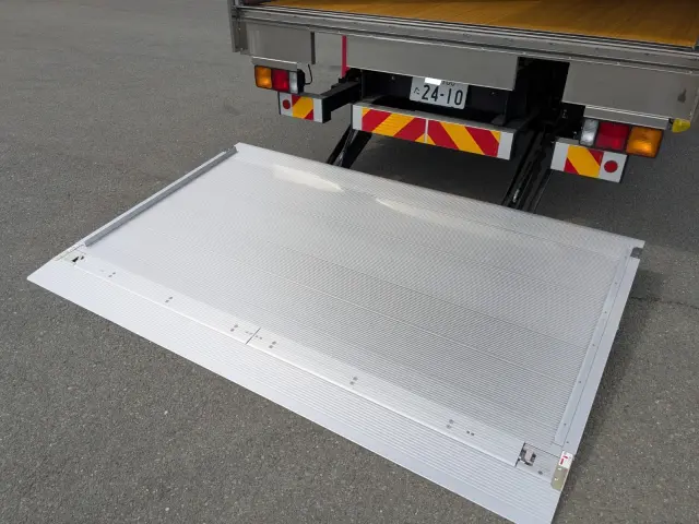 三菱 ファイター 2KG-FK65F(2WD)の写真36