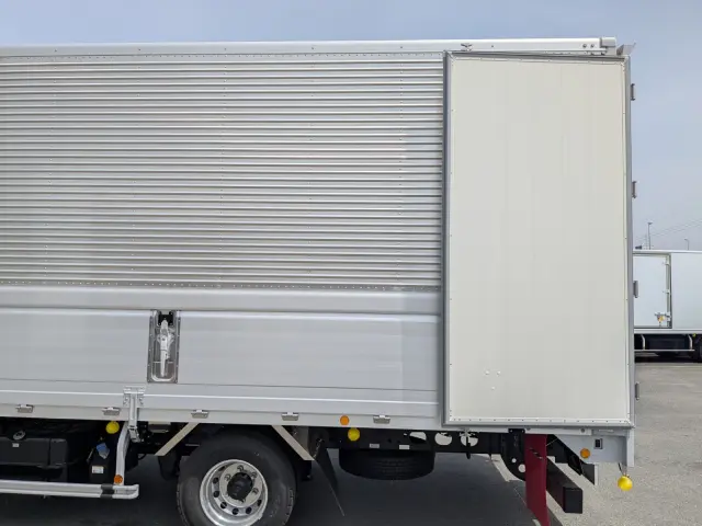 三菱 スーパーグレート 2KG-FK65F(2WD)の写真9