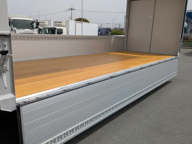 三菱 スーパーグレート 2KG-FK65F(2WD)の写真32