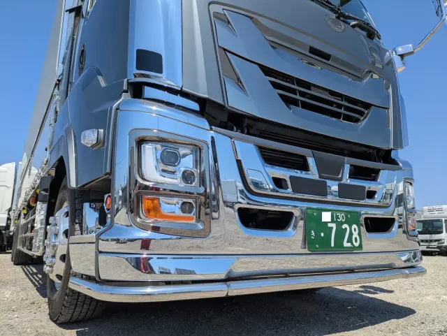 いすゞ ギガ 2PG-CYL77DA(6x2)の写真3