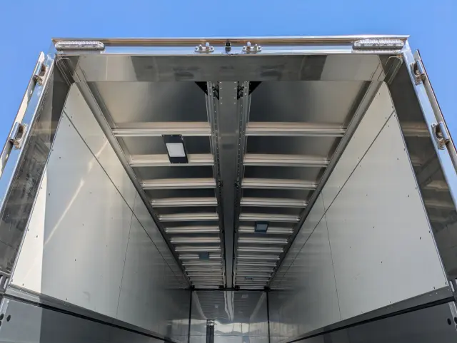 いすゞ ギガ 2PG-CYL77DA(6x2)の写真11