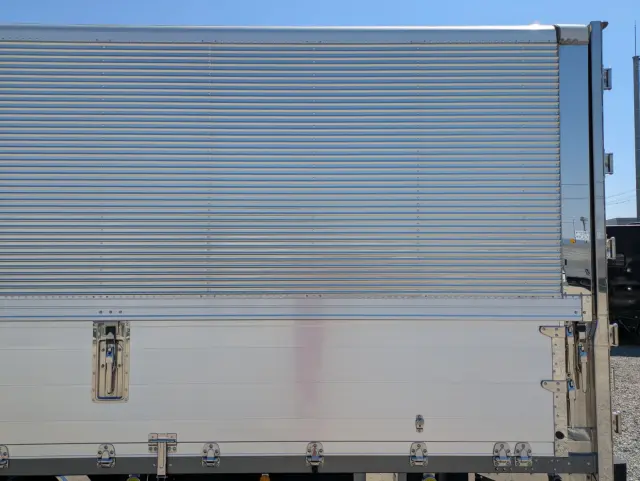 いすゞ ギガ 2PG-CYL77DA(6x2)の写真19