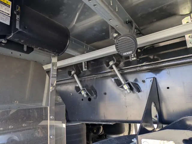 いすゞ ギガ 2PG-CYL77DA(6x2)の写真21