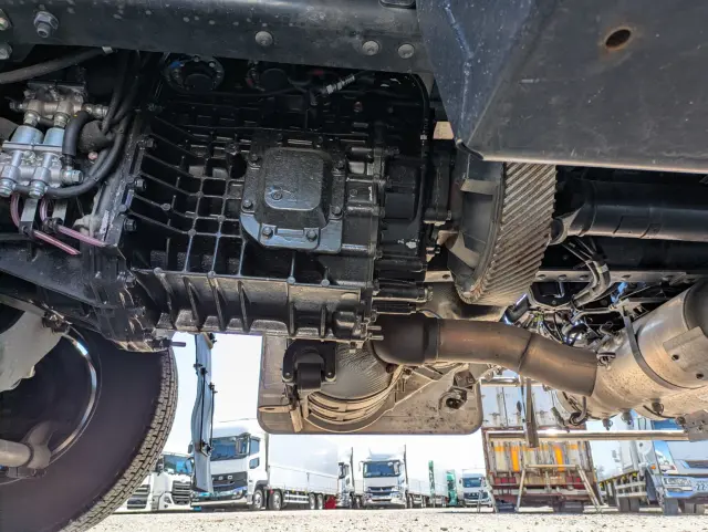 いすゞ ギガ 2PG-CYL77DA(6x2)の写真25