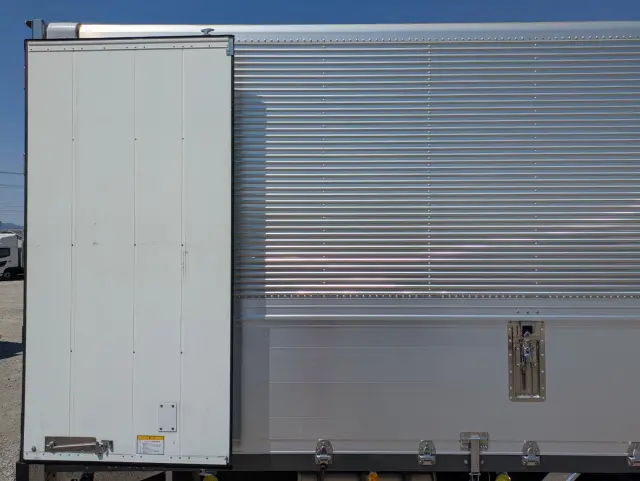 いすゞ ギガ 2PG-CYL77DA(6x2)の写真29