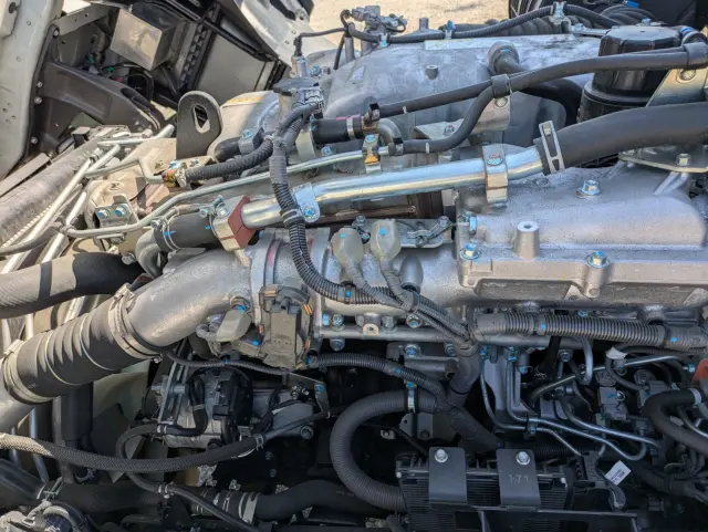 いすゞ ギガ 2PG-CYL77DA(6x2)の写真43