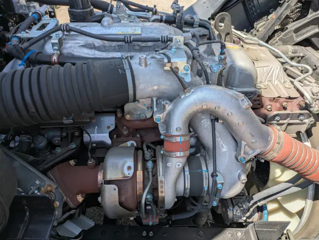 いすゞ ギガ 2PG-CYL77DA(6x2)の写真46