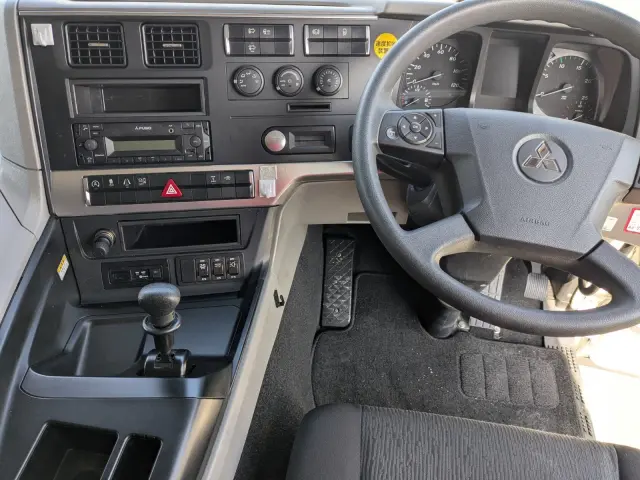 三菱 スーパーグレート 2PG-FS74HZ(8x4)の写真27