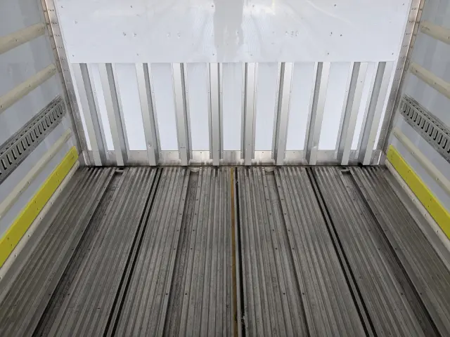 日野 プロフィア 2DG-FR1AHC(6x2)の写真24