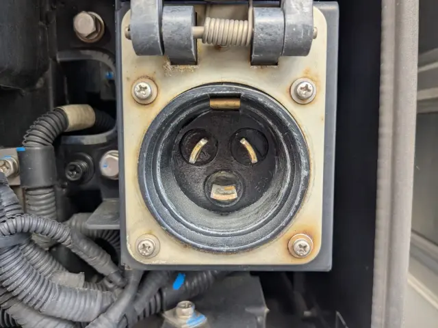 日野 プロフィア 2DG-FR1AHC(6x2)の写真36