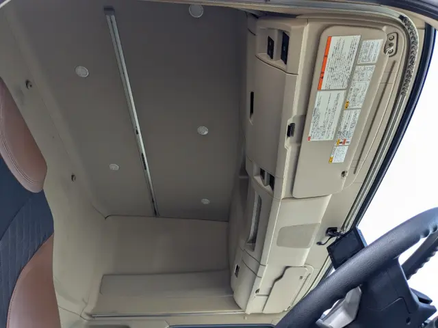 日野 プロフィア 2DG-FR1AHC(6x2)の写真37