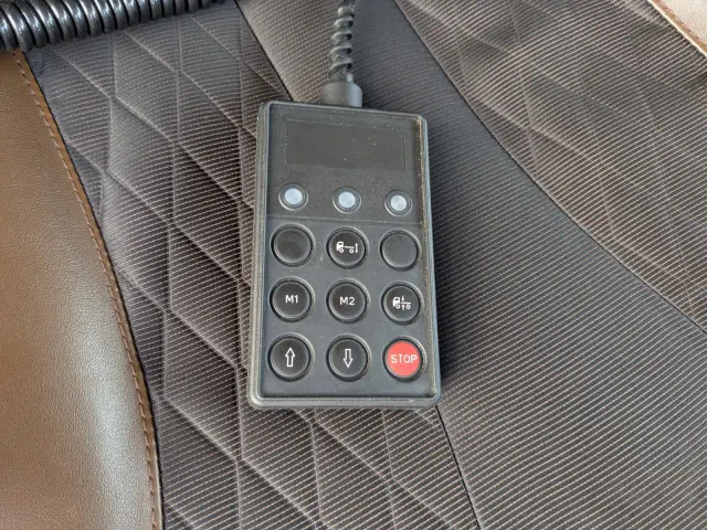 日野 プロフィア 2DG-FR1AHC(6x2)の写真40