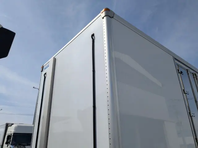 日野 プロフィア 2DG-FR1AHC(6x2)の写真43