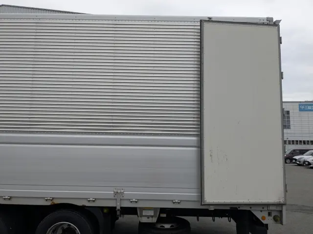 日野 プロフィア 2DG-FW1AHC(8x4)の写真9