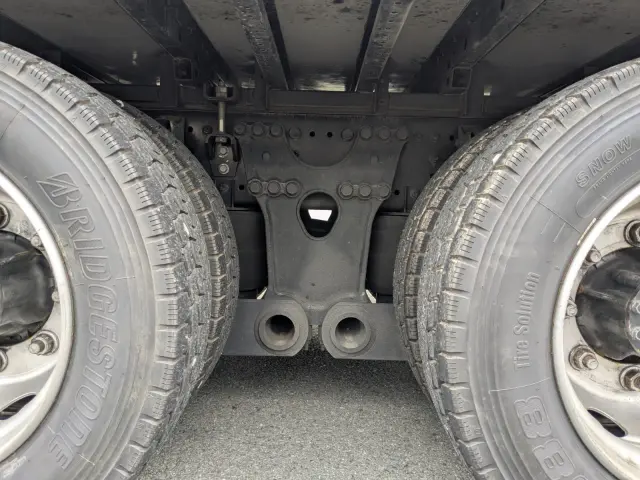 日野 プロフィア 2DG-FW1AHC(8x4)の写真11