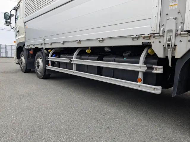 日野 プロフィア 2DG-FW1AHC(8x4)の写真13