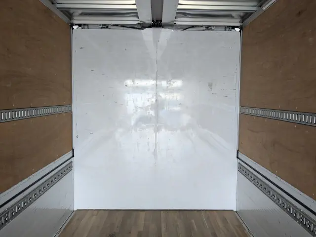 日野 プロフィア 2DG-FW1AHC(8x4)の写真21