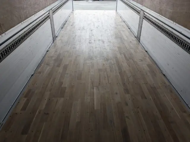 日野 プロフィア 2DG-FW1AHC(8x4)の写真24