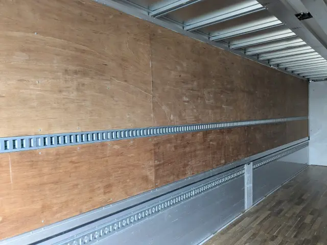 日野 プロフィア 2DG-FW1AHC(8x4)の写真30