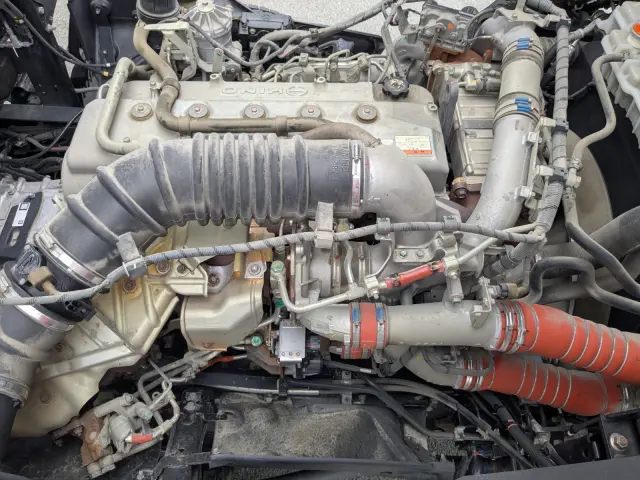 日野 プロフィア 2DG-FW1AHC(8x4)の写真44