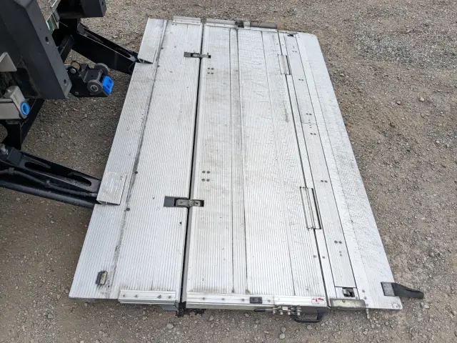 三菱 スーパーグレート 2PG-FS74HZ(8x4)の写真9