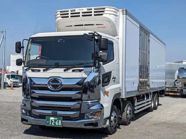 日野 プロフィア 2DG-FW1AHG(8x4)の写真1