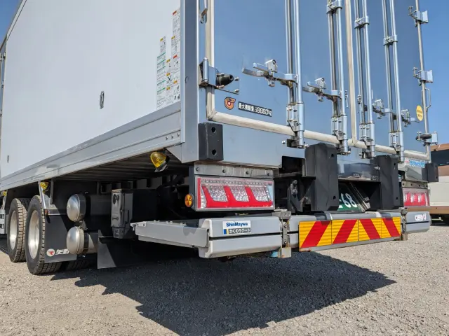 日野 プロフィア 2DG-FW1AHG(8x4)の写真7