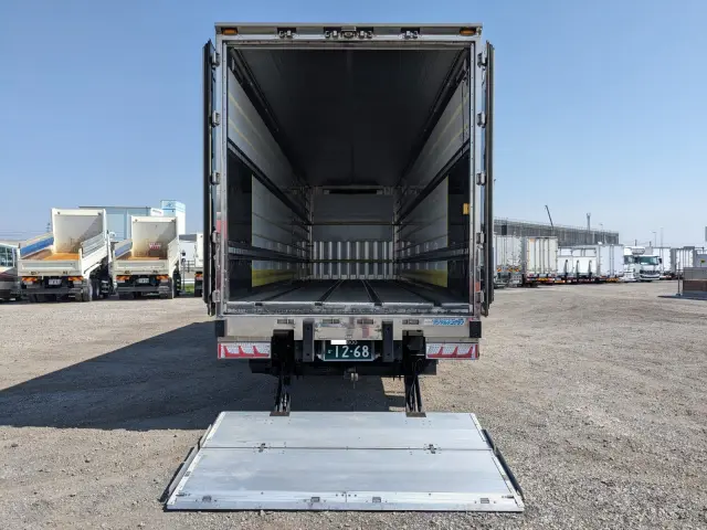 日野 プロフィア 2DG-FW1AHG(8x4)の写真8