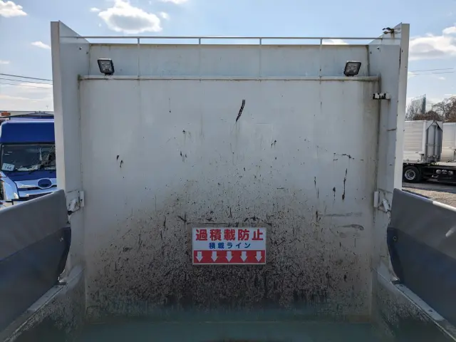 日野 プロフィア 2DG-FS1AGA(6x4)の写真13