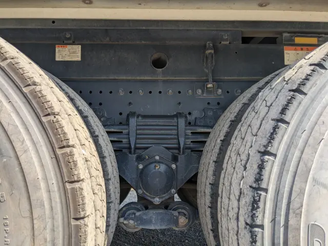 日野 プロフィア 2DG-FS1AGA(6x4)の写真17