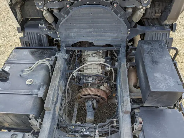 日野 プロフィア 2DG-FS1AGA(6x4)の写真40