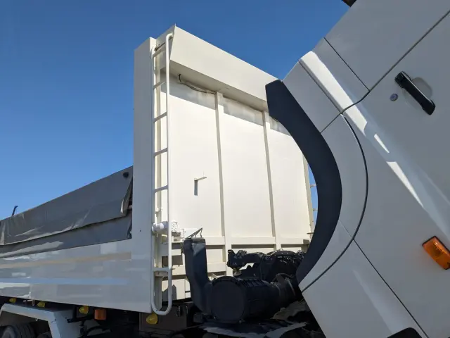 日野 プロフィア 2DG-FS1AGA(6x4)の写真50