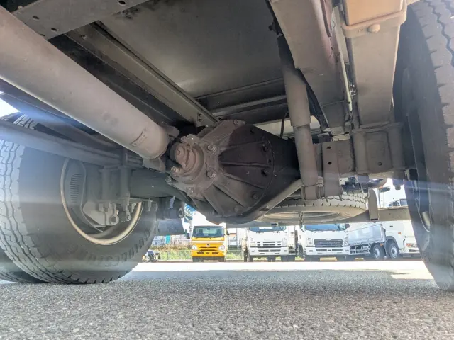 いすゞ エルフ 2RG-NPR88AN(2WD)の写真11