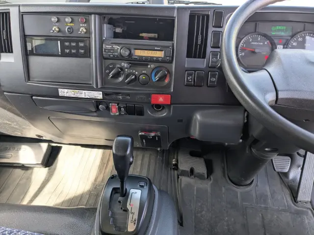 いすゞ エルフ 2RG-NPR88AN(2WD)の写真27