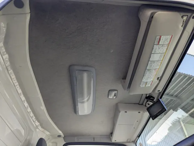 いすゞ エルフ 2RG-NPR88AN(2WD)の写真34