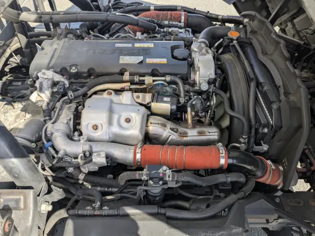 いすゞ エルフ 2RG-NPR88AN(2WD)の写真40