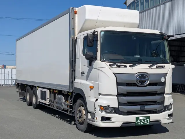 日野 プロフィア 2DG-FS1AHG(6x4)の写真2