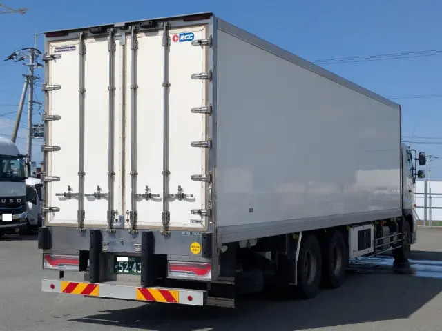 日野 プロフィア 2DG-FS1AHG(6x4)の写真4