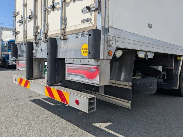 日野 プロフィア 2DG-FS1AHG(6x4)の写真6