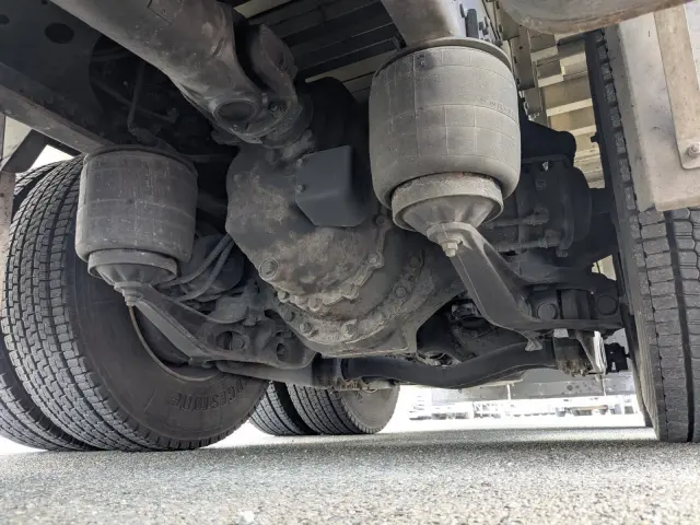 日野 プロフィア 2DG-FS1AHG(6x4)の写真12