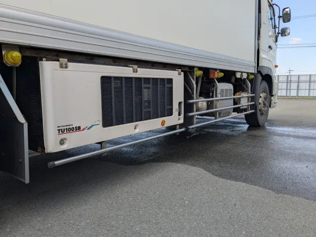 日野 プロフィア 2DG-FS1AHG(6x4)の写真18