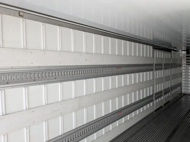 日野 プロフィア 2DG-FS1AHG(6x4)の写真31