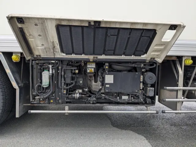 日野 プロフィア 2DG-FS1AHG(6x4)の写真35