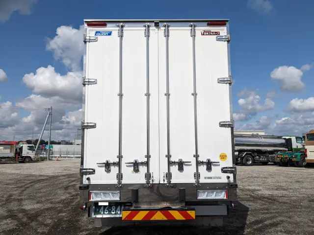 ＵＤ クオン 2PG-CG5CA(8x4)の写真5