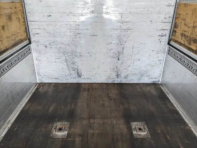 ＵＤ クオン 2PG-CG5CA(8x4)の写真14