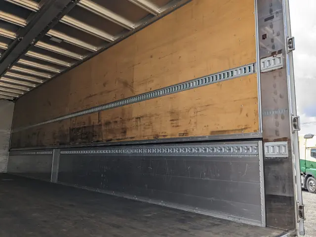 ＵＤ クオン 2PG-CG5CA(8x4)の写真18