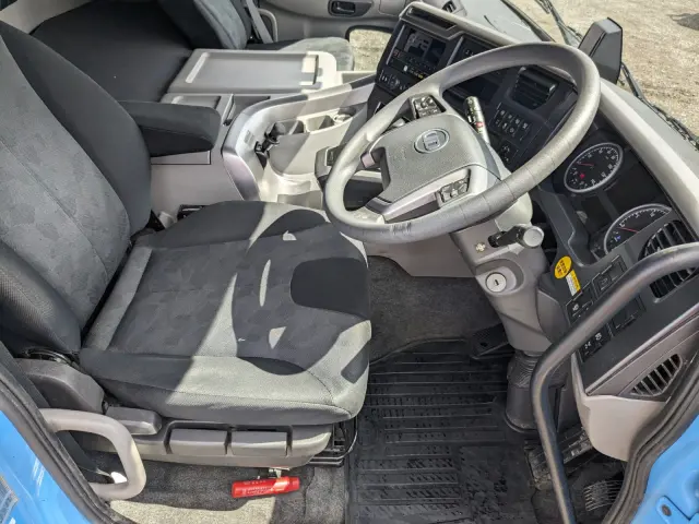 ＵＤ クオン 2PG-CG5CA(8x4)の写真28