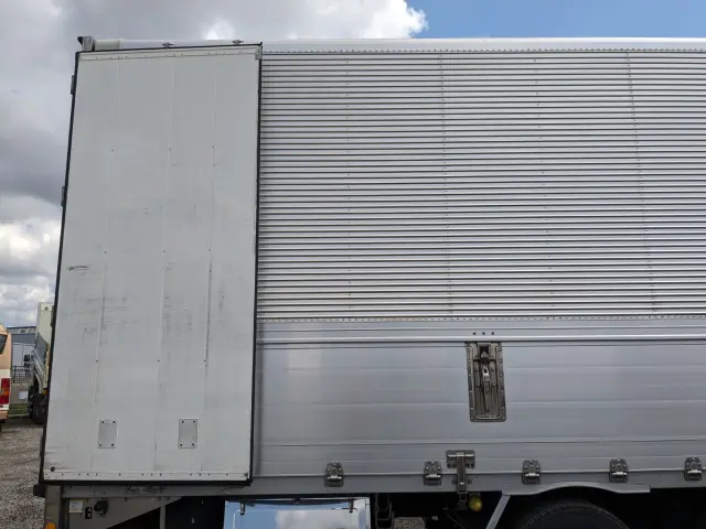 ＵＤ クオン 2PG-CG5CA(8x4)の写真31