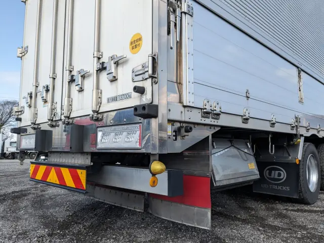 ＵＤ クオン 2PG-CG5CA(8x4)の写真6